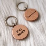 Houten sleutelhanger - stay golden