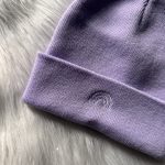 Muts lila regenboog
