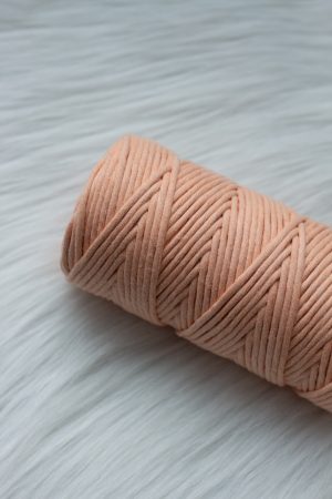 Macrame peach