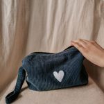 Tasje van ribfluweel: donkerblauw