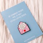 Pin: enveloppe