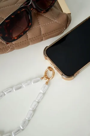 Phone cord pearl square