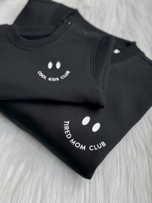 Trui tired mom club - Afbeelding 5