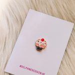 Pin: cupcake