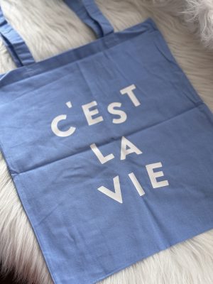 Totebag c'est la vie lichtblauw
