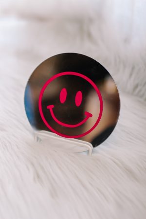 Smiley spiegel roze