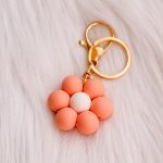 Bloemen sleutelhanger: lichtroze