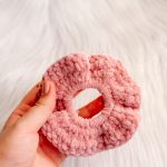Scrunchie suede roze