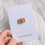Pin camera pastel