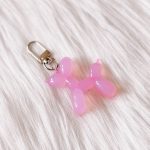 Ballonhondje sleutelhanger glans roze