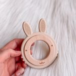 Bijtring konijn beige