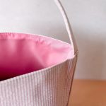 Gepersonaliseerde paasmand met strepen roze
