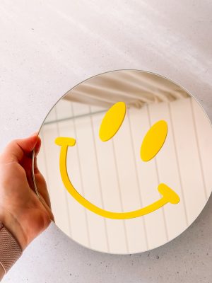 Smiley spiegel geel